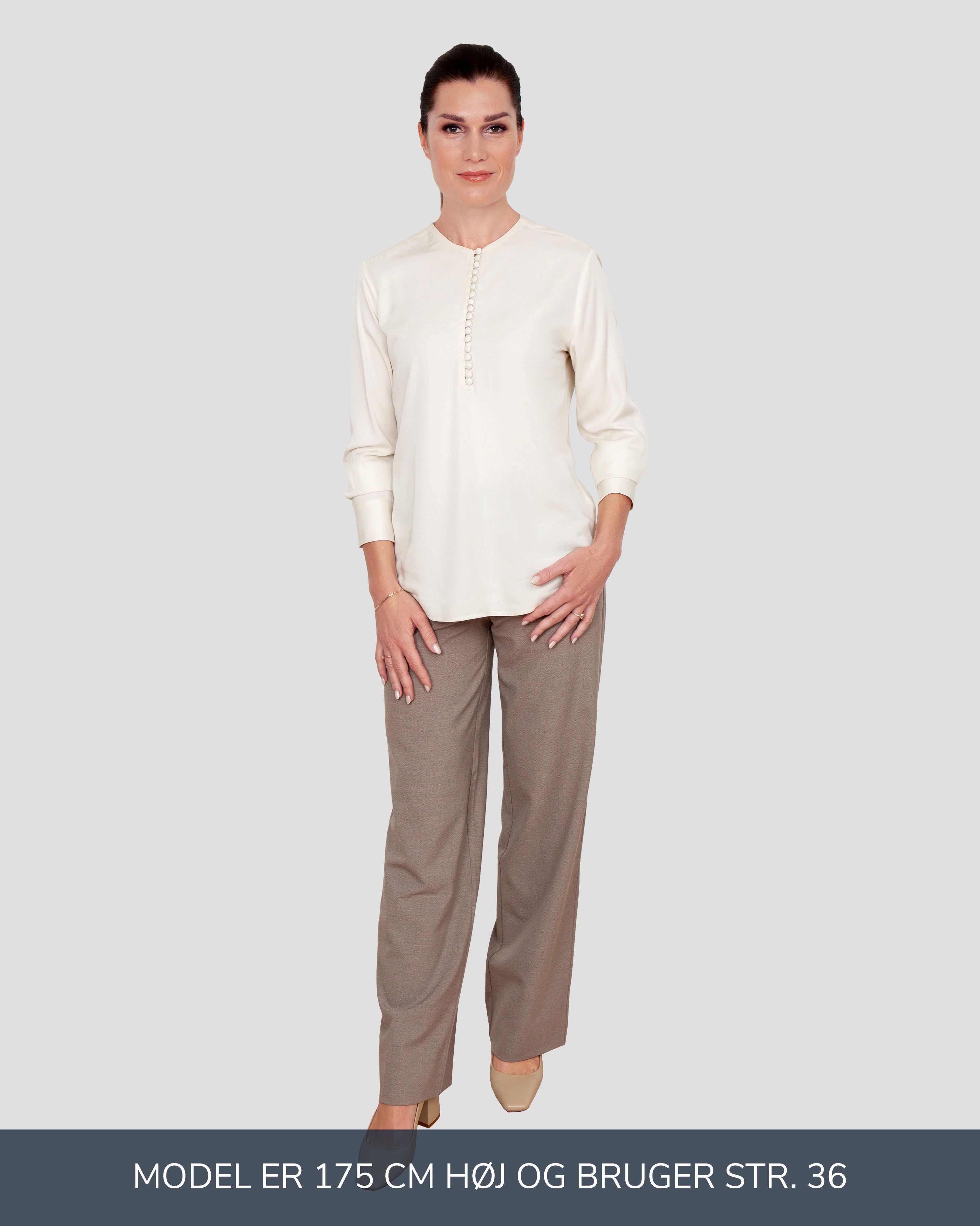 Skjortebluse til damer i ivovy lavet af kvaliteten 100% Viskose (LENZING™ ECOVERO™), ansvarligt produceret design fra A Working Theory