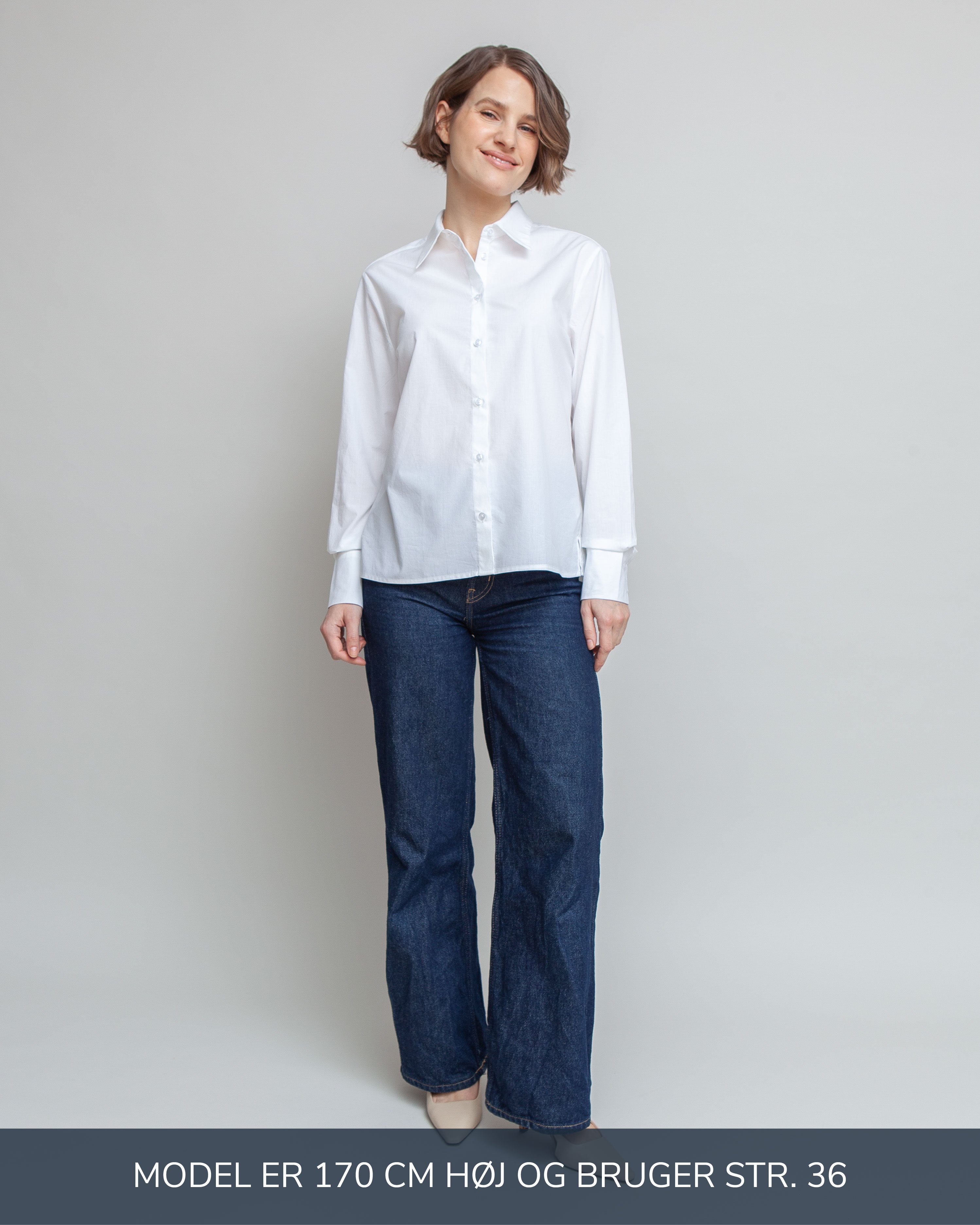 Klassisk skjorte til kvinder i hvid lavet af kvaliteten 100% Økologisk Bomuld, ansvarligt produceret design fra A Working Theory